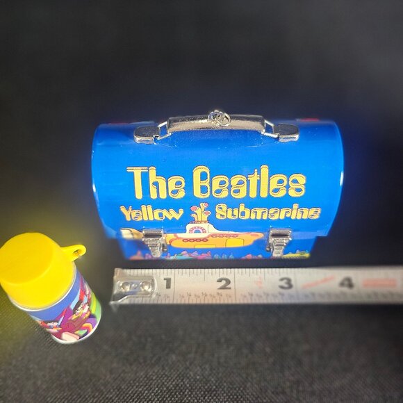 Hallmark 2002 The Beatles Yellow Submarine Lunch Box 2 Piece Ornament Set NIB - Picture 13 of 14